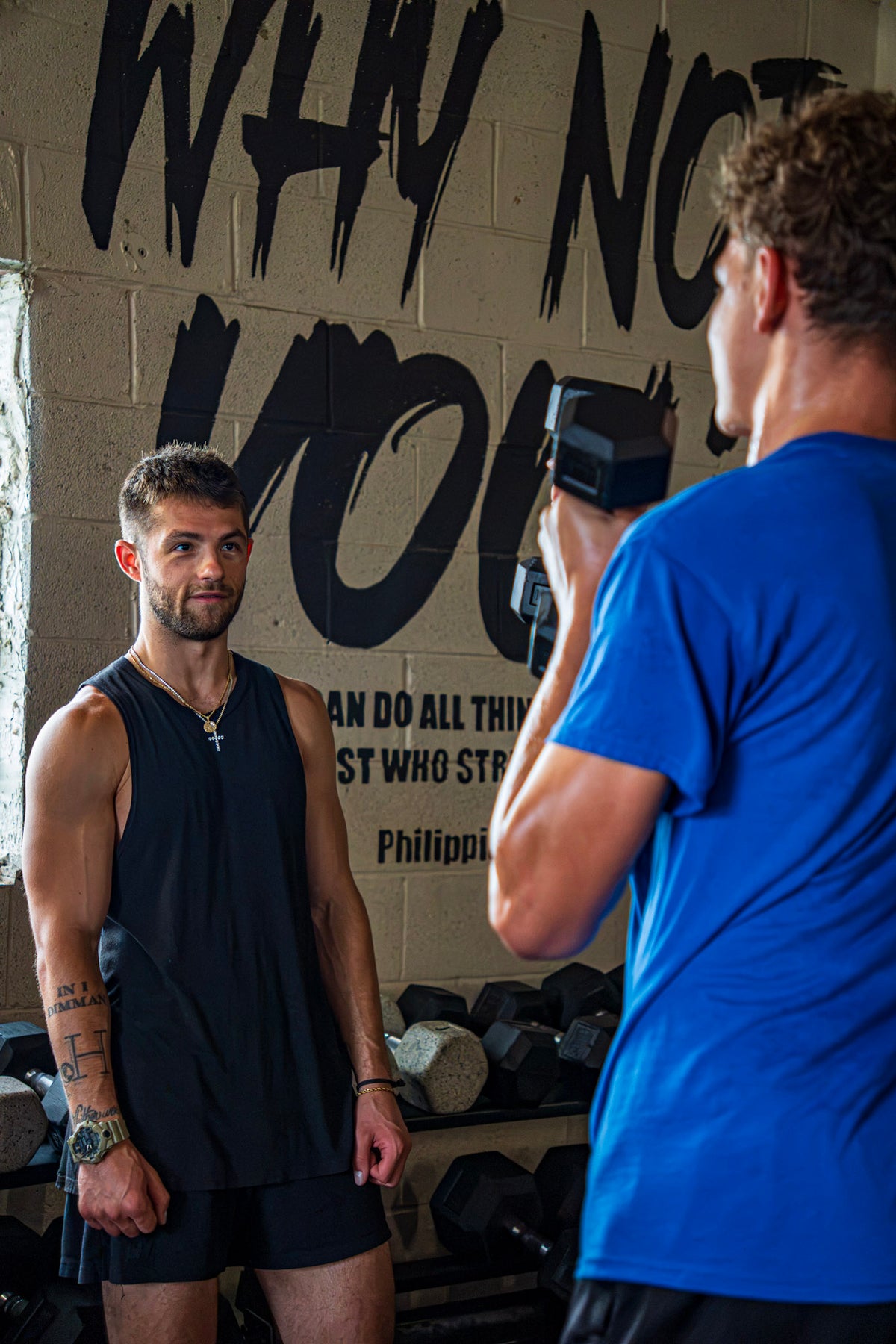 Coaching and dumbbell training inside Athlete Academy